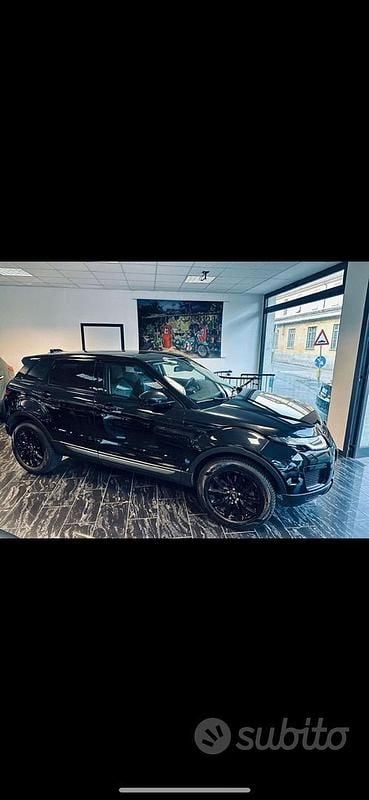 Usata Land Rover Range Rover evoque 150 CV (110 kW) 2017 Nero SUV