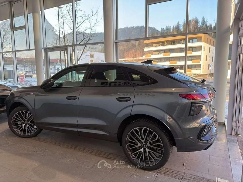 Nuova Audi Q3 Sportback S-Line 150 CV (110 kW) 2026 6y daytonagrau perleffekt SUV