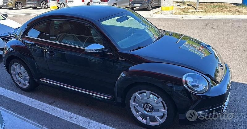 Usata VW Beetle Edition 140 CV (102 kW) 2013 Nero Utilitaria