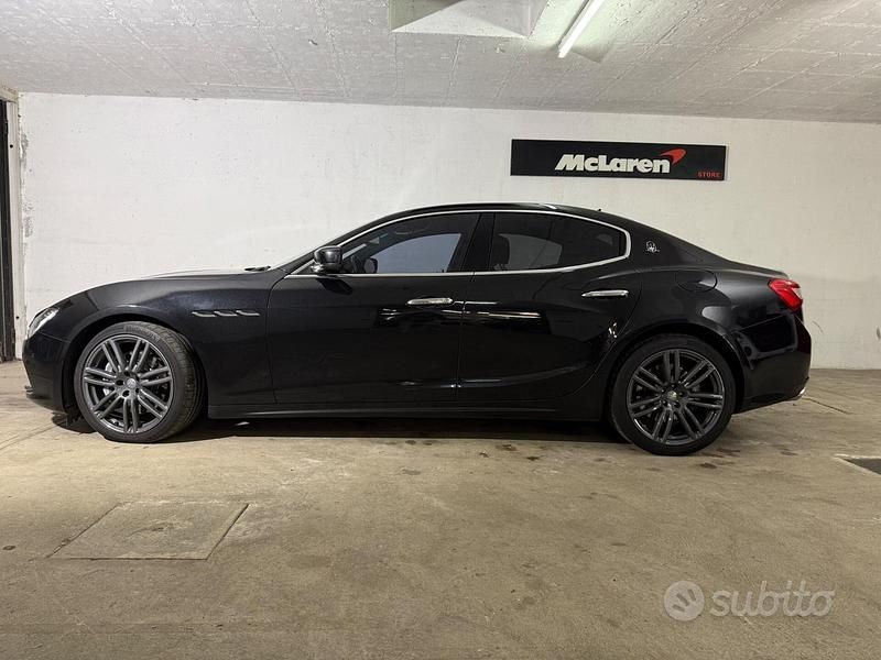 Usata Maserati Ghibli GranLusso 275 CV (202 kW) 2015 Nero Berlina