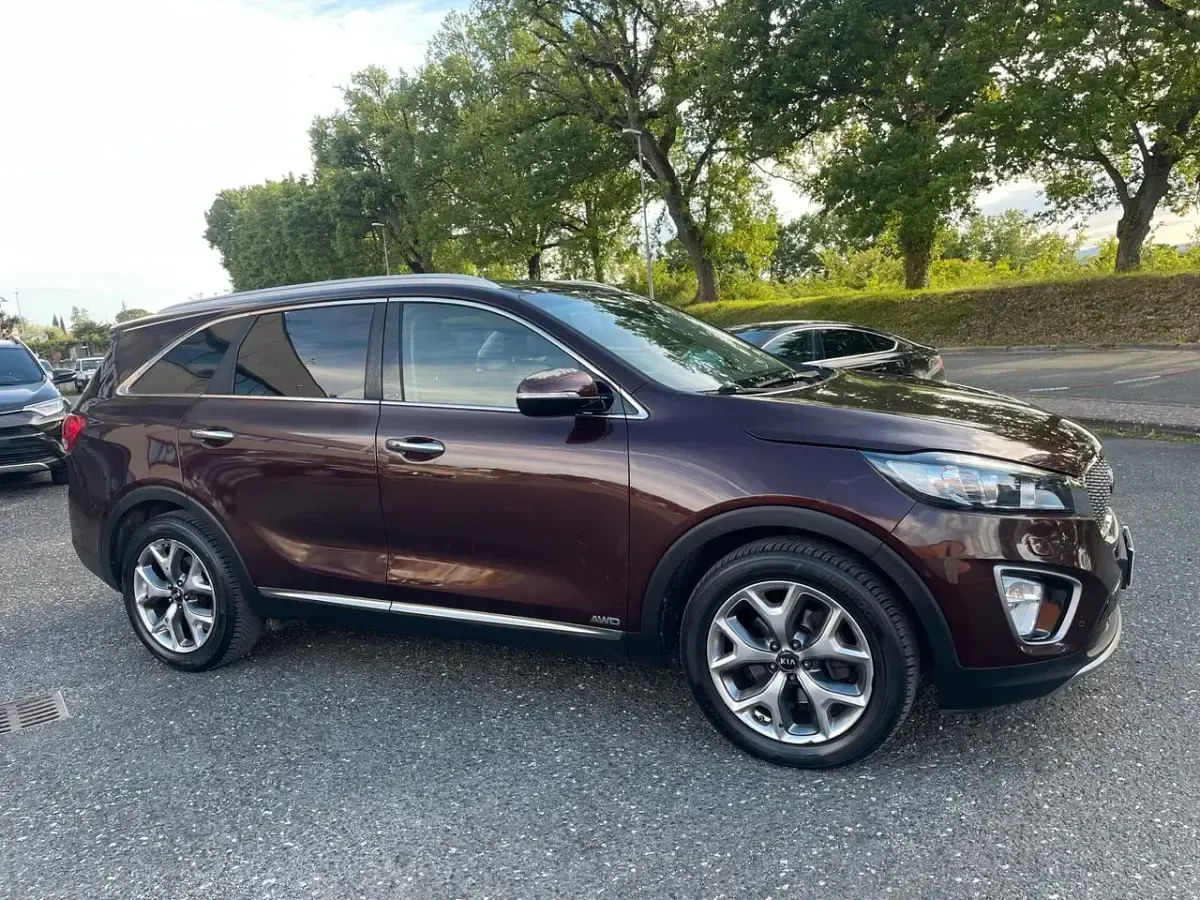 Usata Kia Sorento 200 CV (147 kW) 2017 Viola SUV