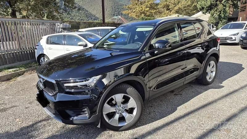 Usata Volvo XC40 Business Edition 150 CV (110 kW) 2020 Nero SUV