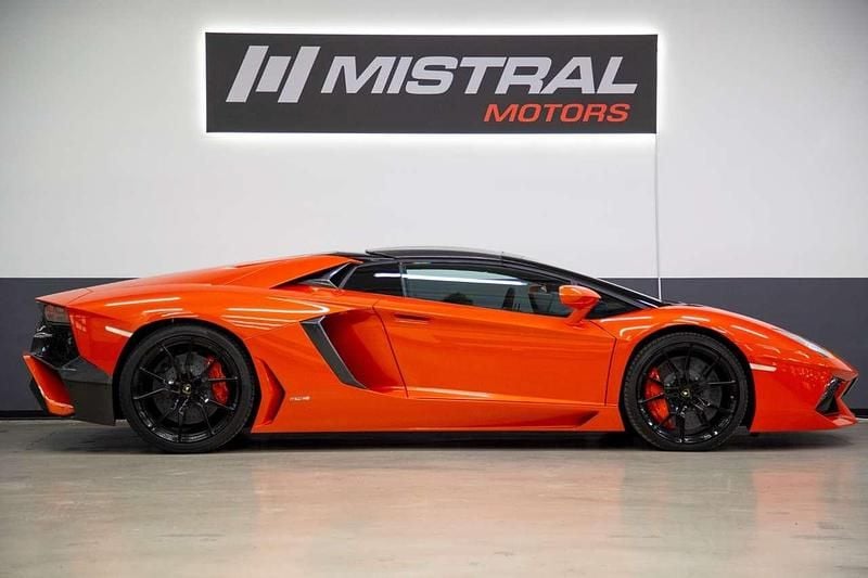 Usata Lamborghini Aventador 700 CV (514 kW) 2015 Arancione Cabrio