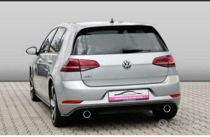 Usata VW Golf GTI 230 CV (169 kW) 2018 Grigio Coupé