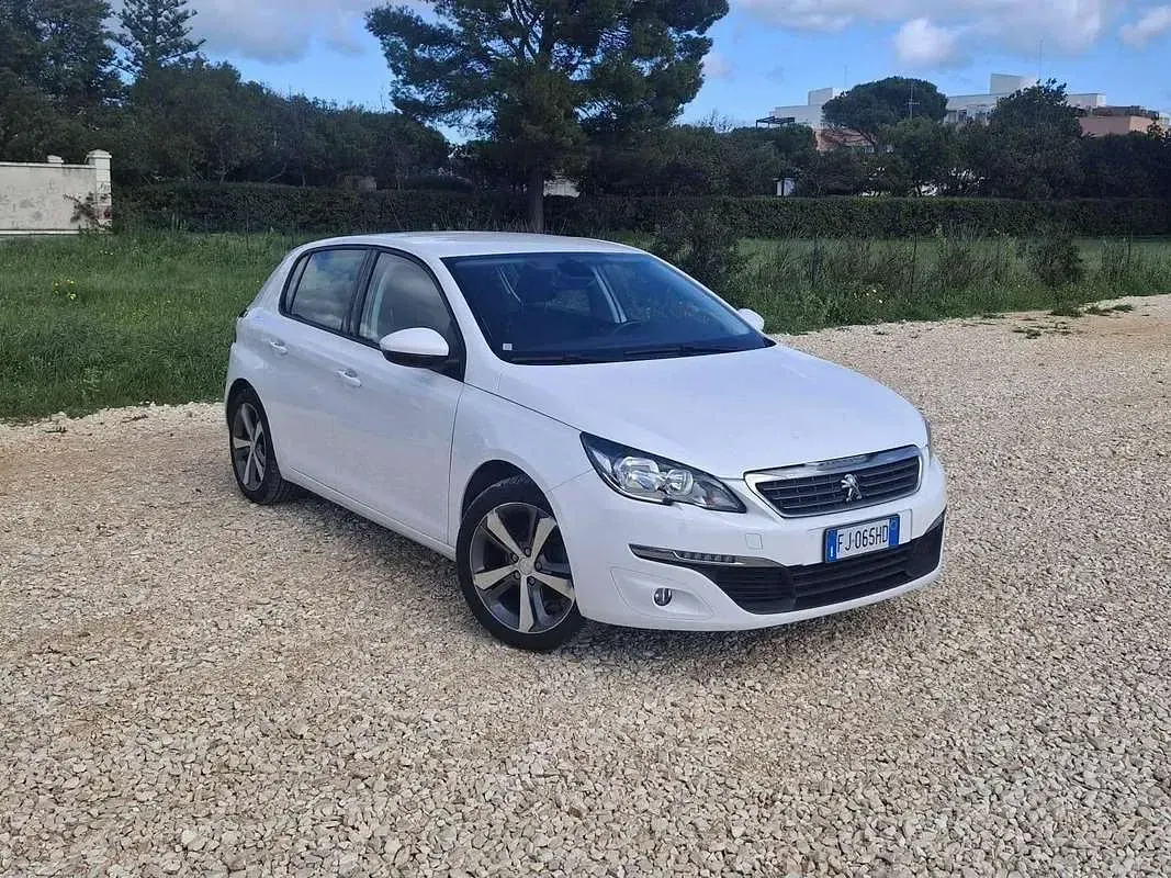 Usata Peugeot 308 Allure 131 CV (96 kW) 2017 Berlina