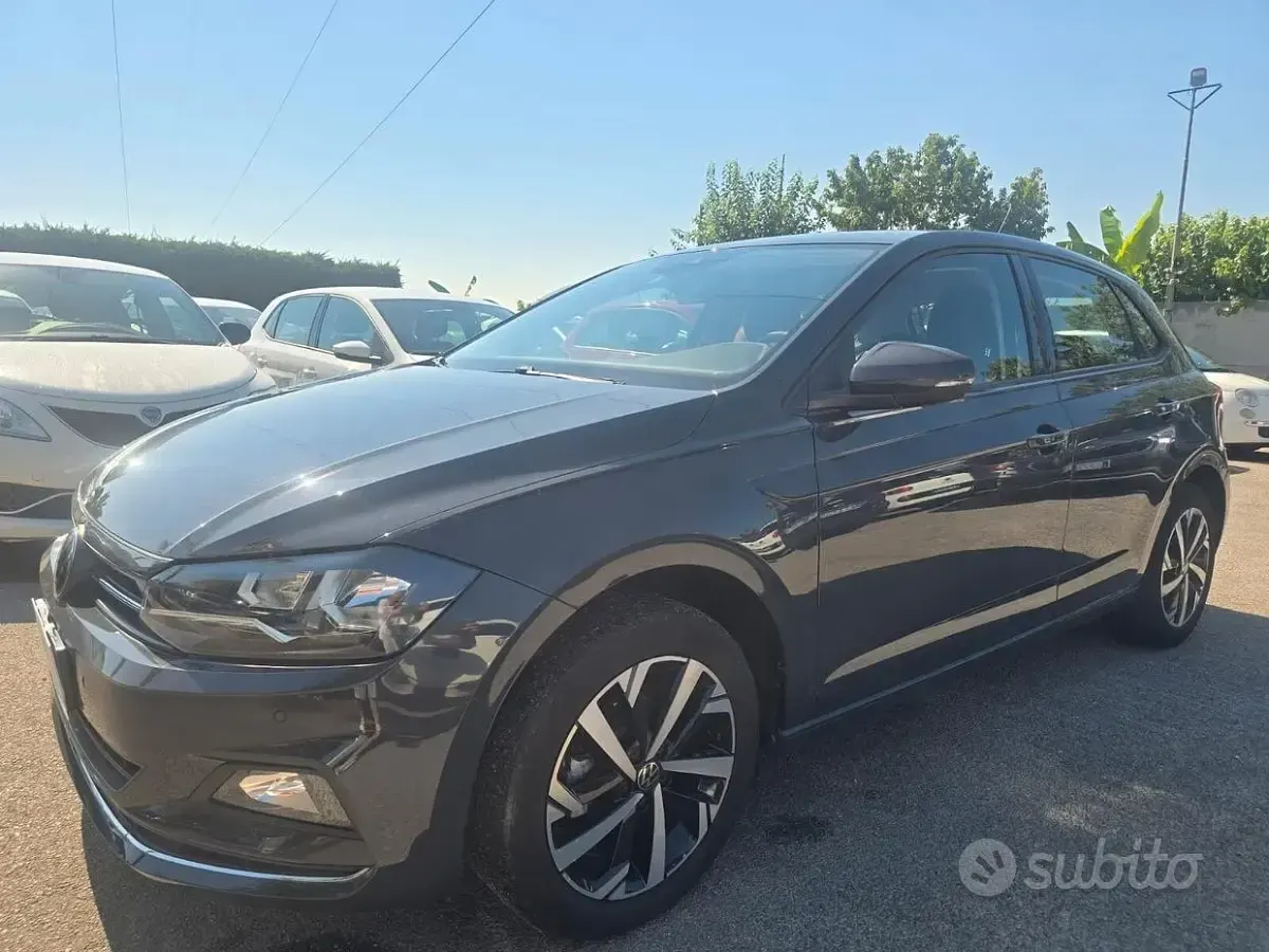 Usata VW Polo Highline 90 CV (66 kW) 2020 Grigio Utilitaria