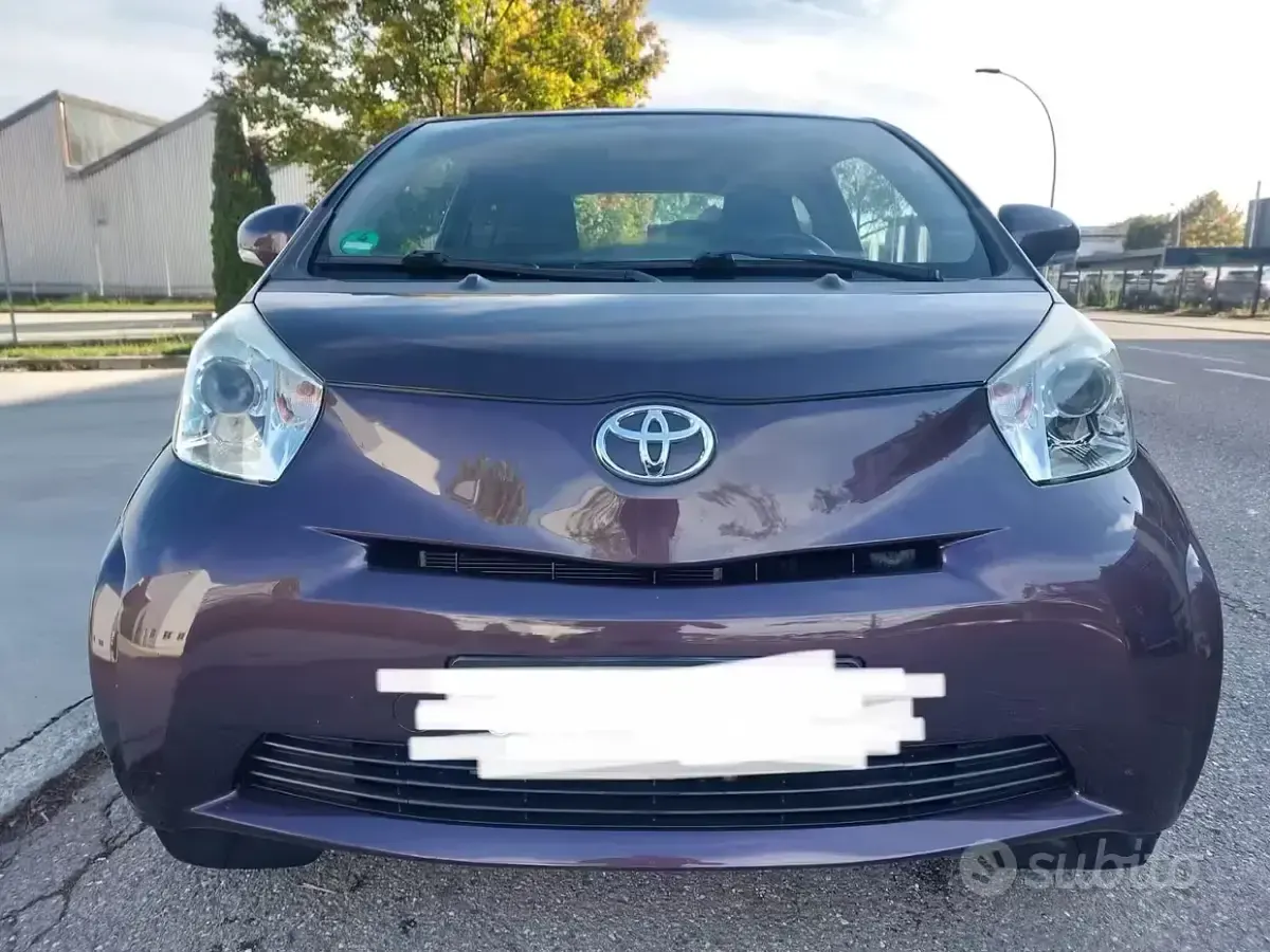 Usata Toyota iQ 68 CV (50 kW) 2022 Utilitaria