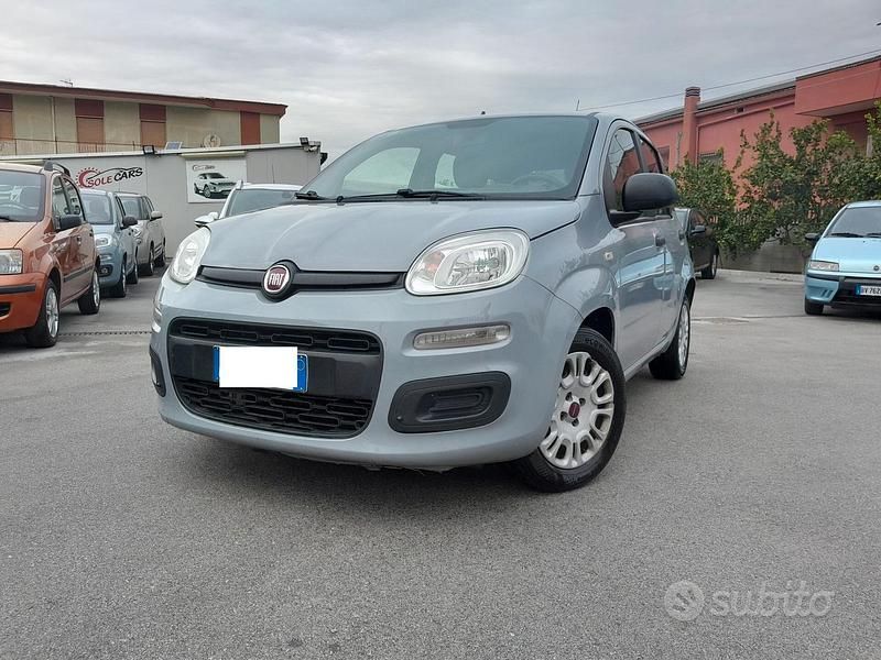 Usata Fiat Panda Lounge 95 CV (69 kW) 2018 Grigio Utilitaria