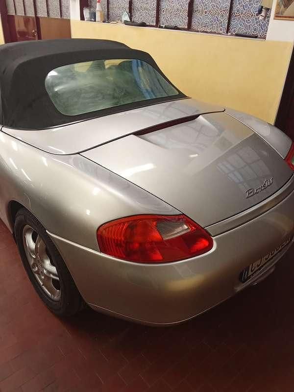 Usata Porsche 986 Boxster 204 CV (150 kW) 1996 Grigio Cabrio