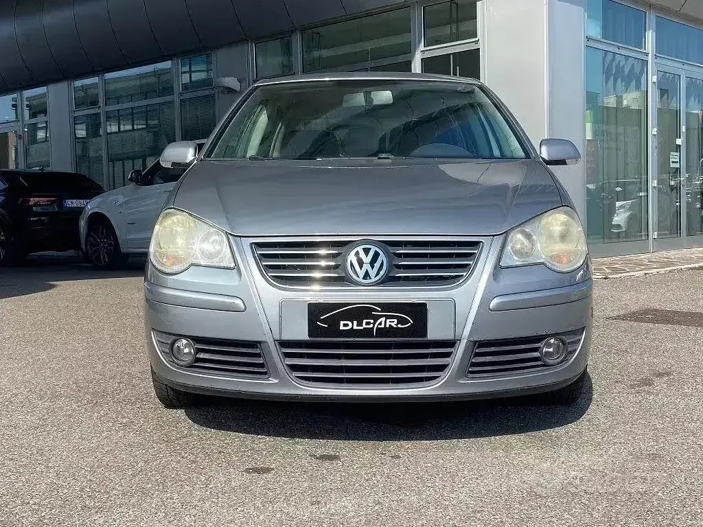 Usata VW Polo Comfortline 69 CV (50 kW) 2008 Grigio Utilitaria