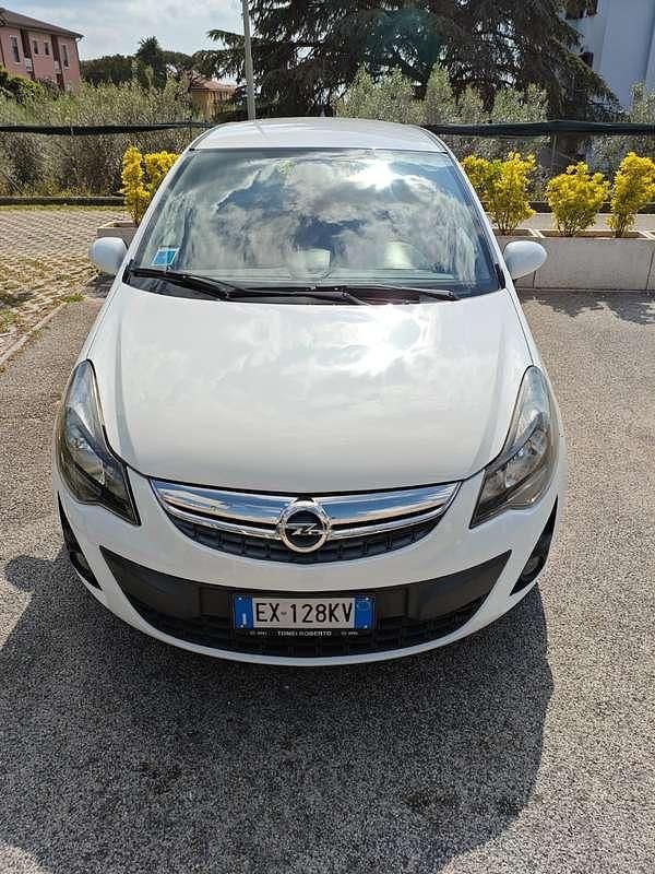 Usata Opel Corsa Club 80 CV (58 kW) 2014 Utilitaria