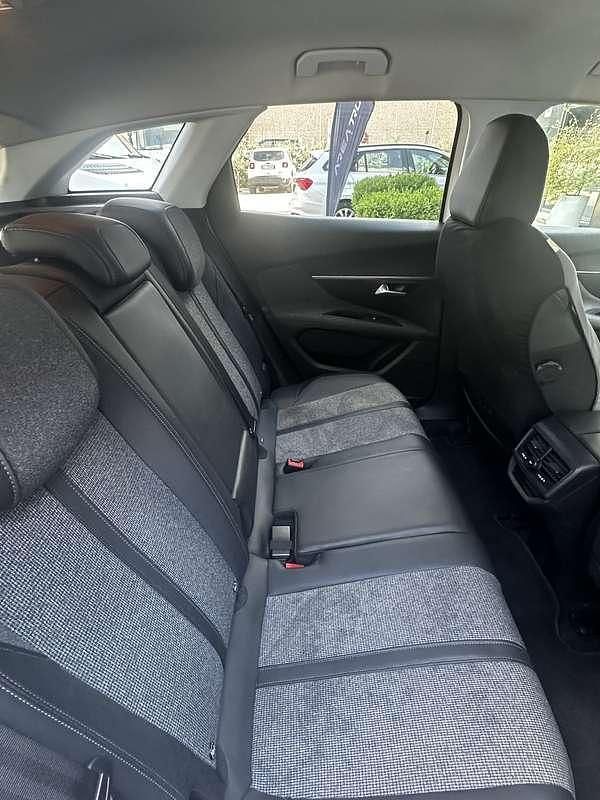 Usata Peugeot 3008 Business-Line 131 CV (96 kW) 2019 Bianco SUV