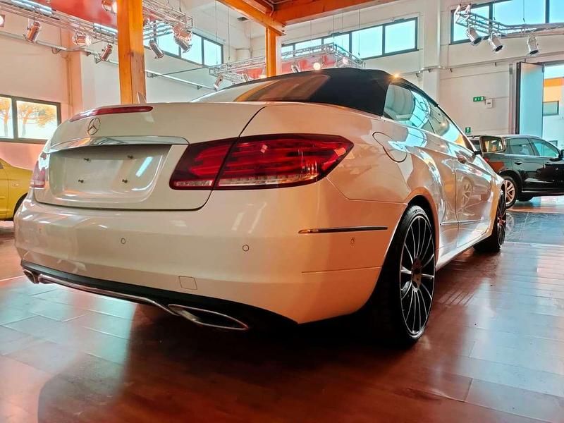 Usata Mercedes E250 AMG 170 CV (125 kW) 2014 Bianco ghiaccio metallic SUV