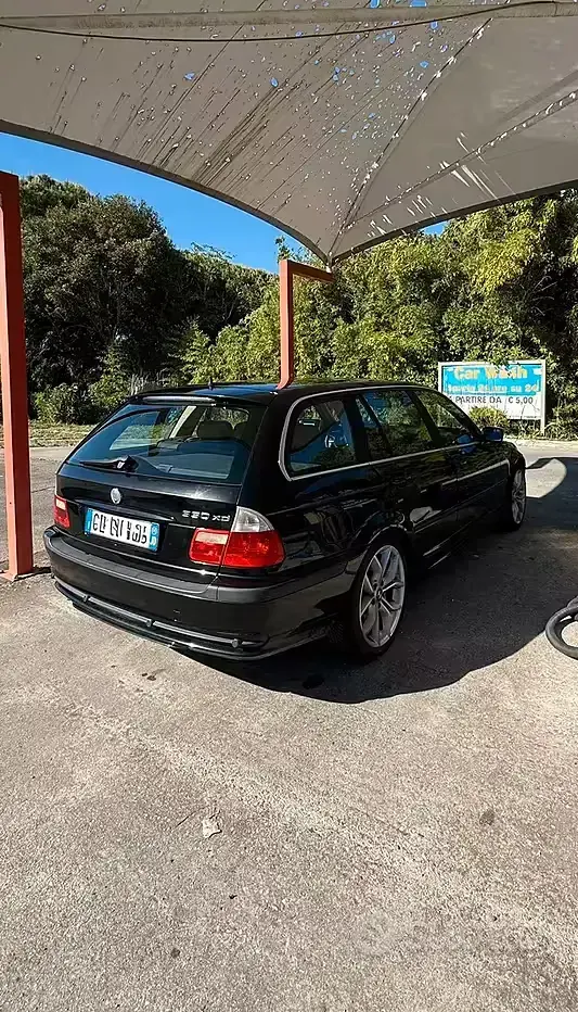 Usata BMW 330 204 CV (150 kW) 2004 Nero Station wagon