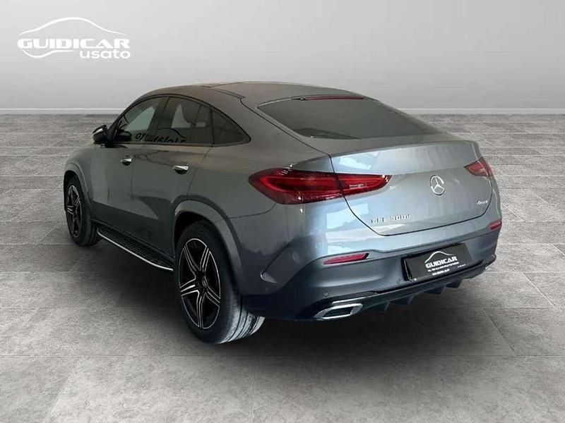 Nuova Mercedes GLE300 Premium Plus 272 CV (200 kW) 2025 Argento selenite Coupé