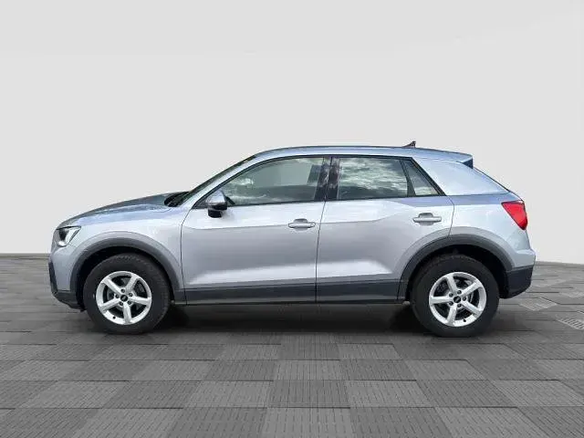 Usata Audi Q2 Comfort 116 CV (85 kW) 2022 Argento SUV