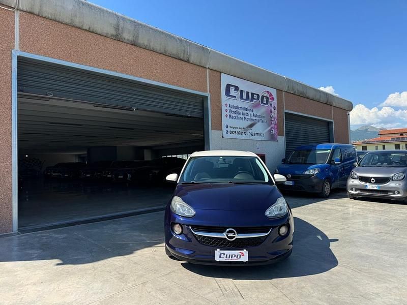 Usata Opel Adam Glam 87 CV (63 kW) 2015 Blu Utilitaria