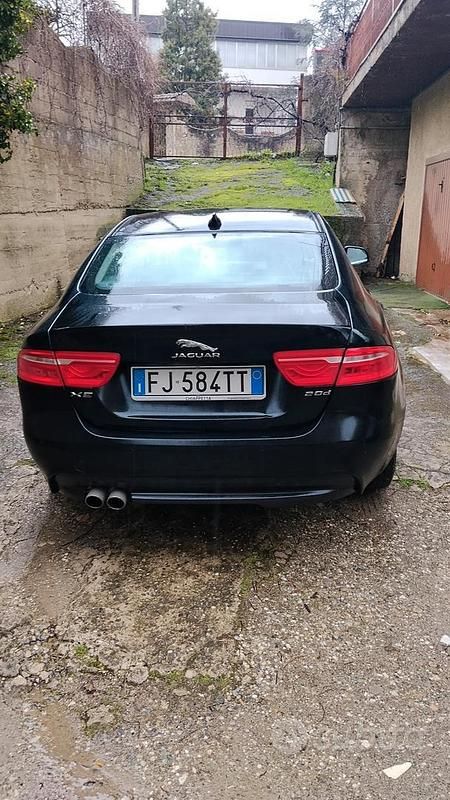 Usata Jaguar XE 2017 Berlina