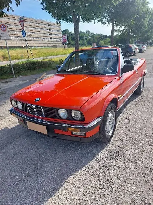 Usata BMW 320 Cabriolet 129 CV (94 kW) 1990 Cabrio