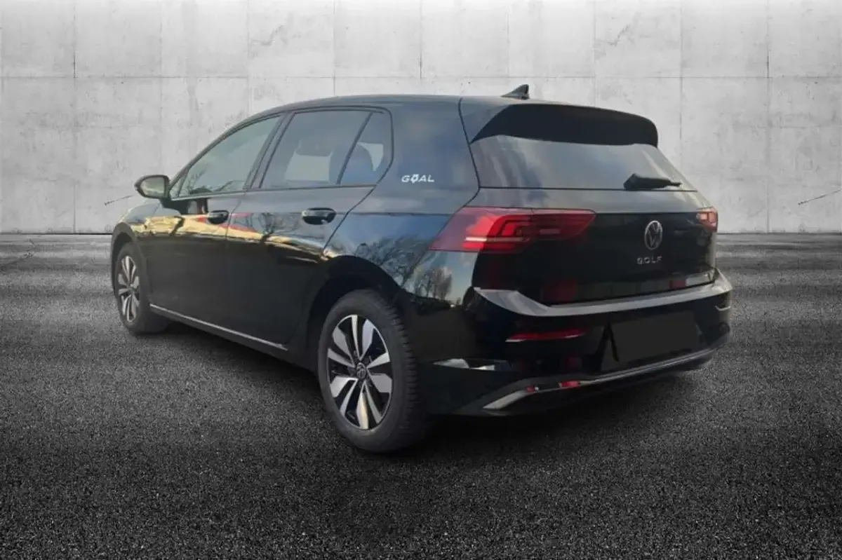 Usata VW Golf 150 CV (110 kW) 2024 Nero Monovolume