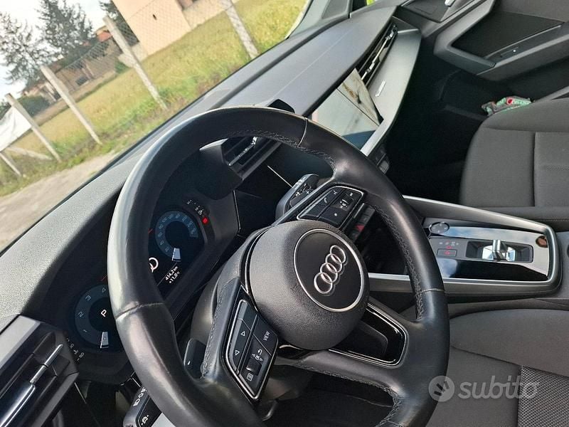 Usata Audi A3 Business 150 CV (110 kW) 2022 Grigio Berlina
