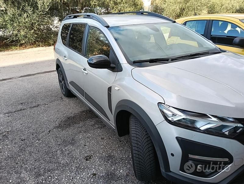 Usata Dacia Jogger 2022 Grigio Monovolume
