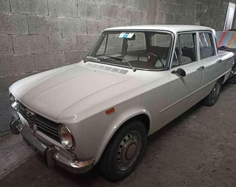 Usata Alfa Romeo Giulia Super 88 CV (64 kW) 1972 Bianco Berlina