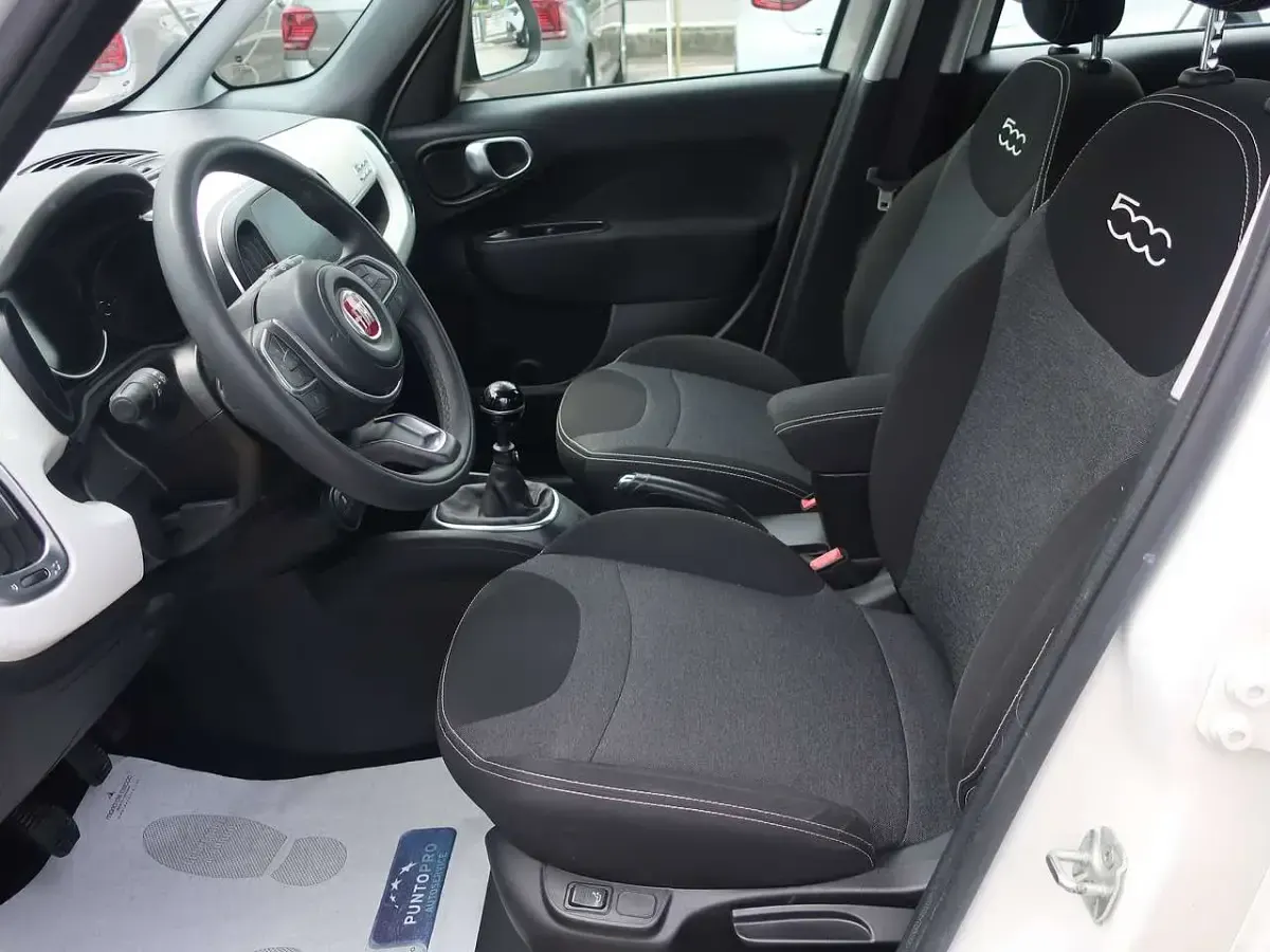 Usata Fiat 500L Business 120 CV (88 kW) 2018 Bianco pastello Monovolume