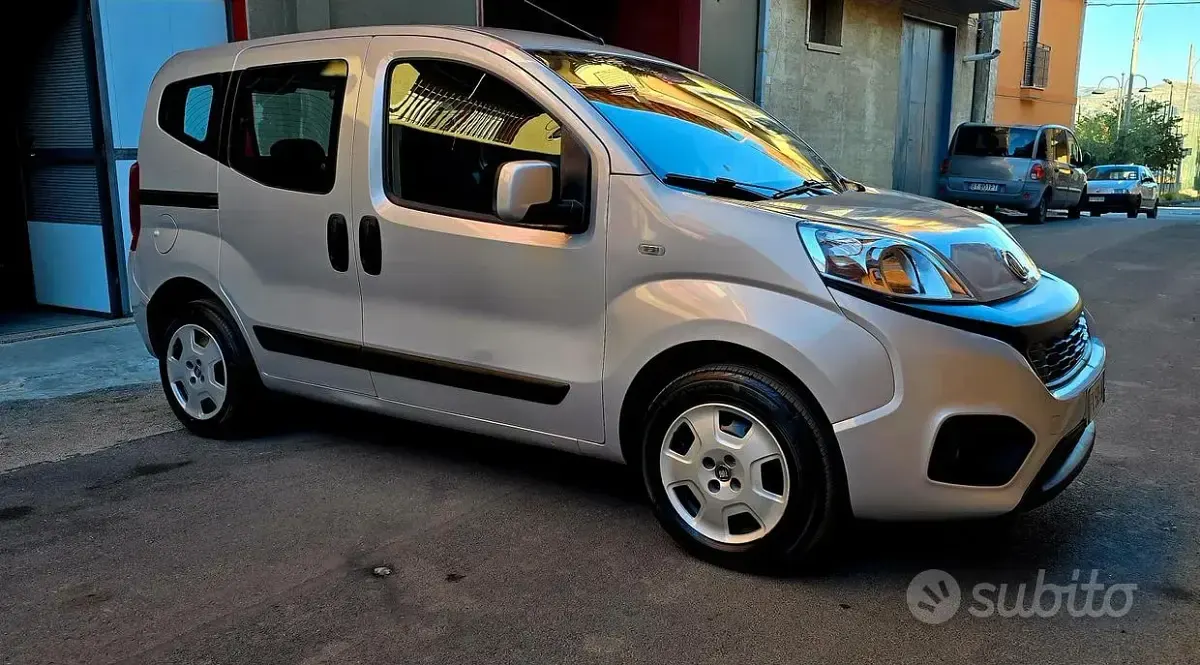 Usata Fiat Qubo Trekking 80 CV (58 kW) 2017 Monovolume