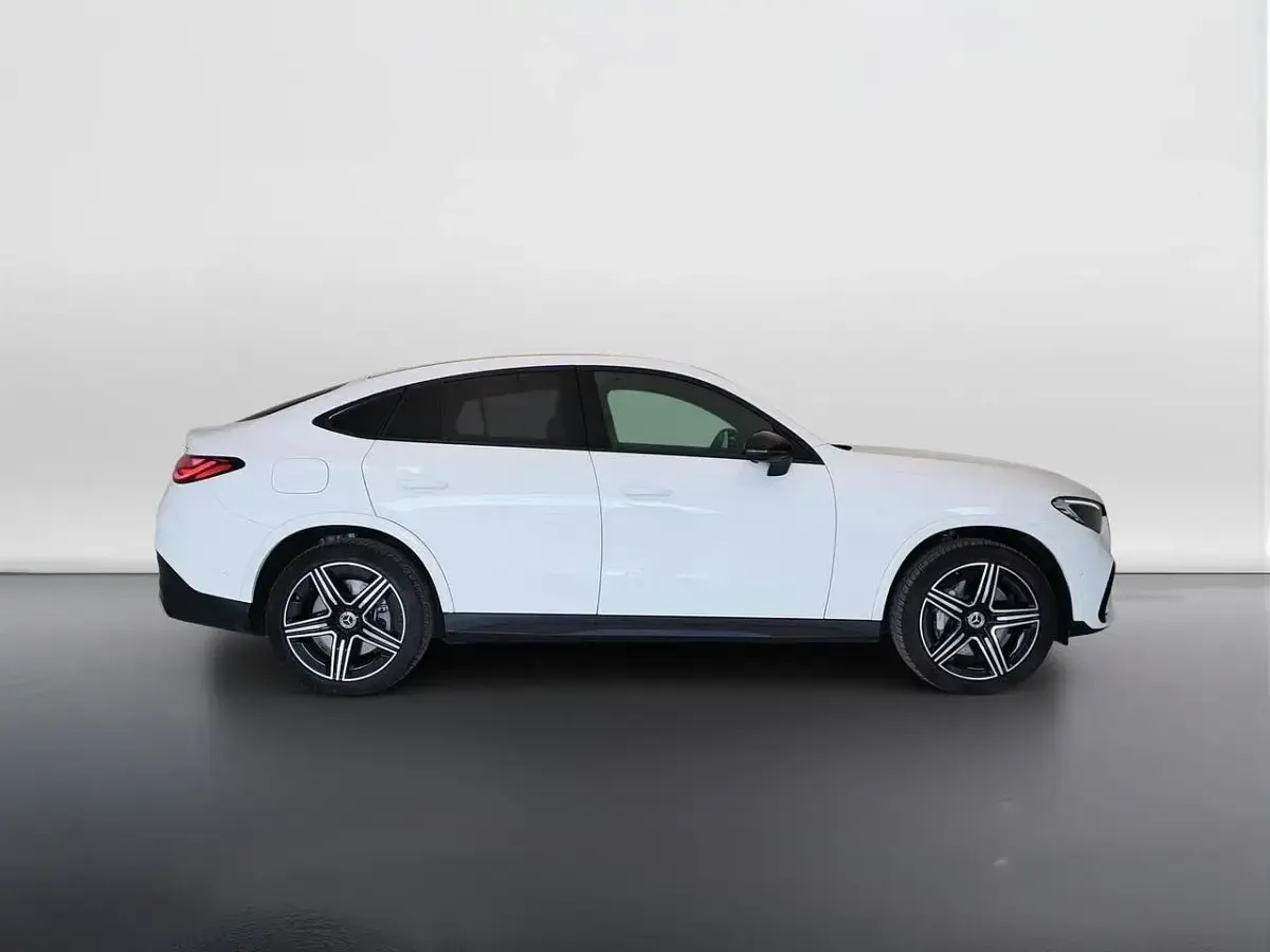 Usata Mercedes GLC300 Advanced Plus 197 CV (144 kW) 2024 Bianco polare SUV