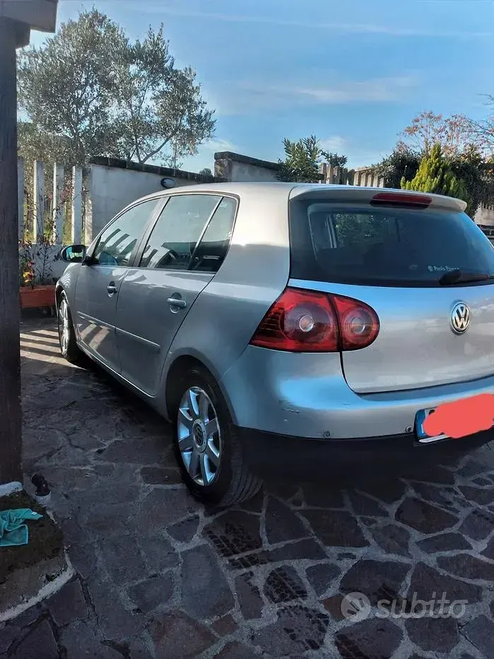 Usata VW Golf IV 140 CV (102 kW) 2003 Grigio Berlina