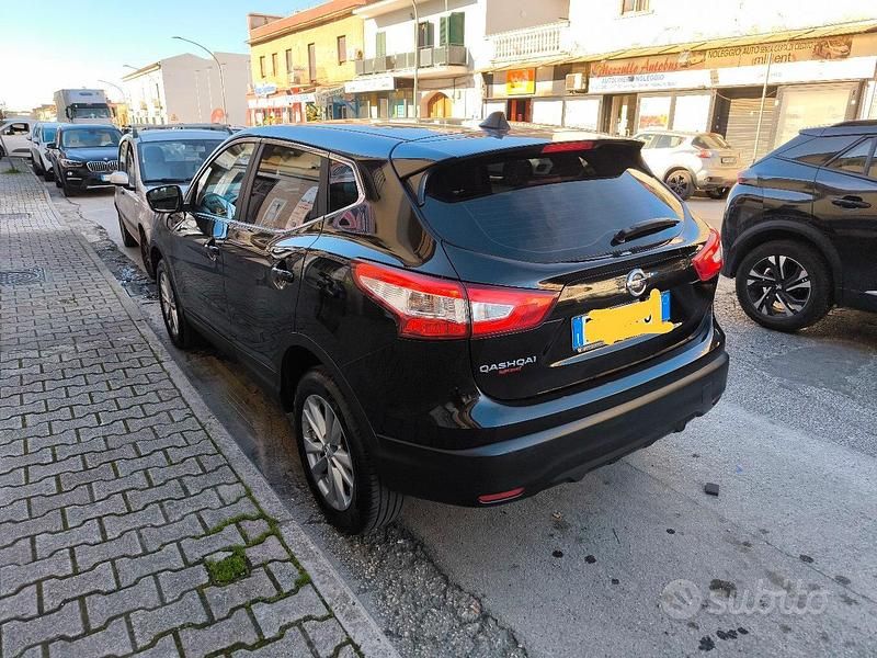 Usata Nissan Qashqai 110 CV (80 kW) 2016 Nero SUV