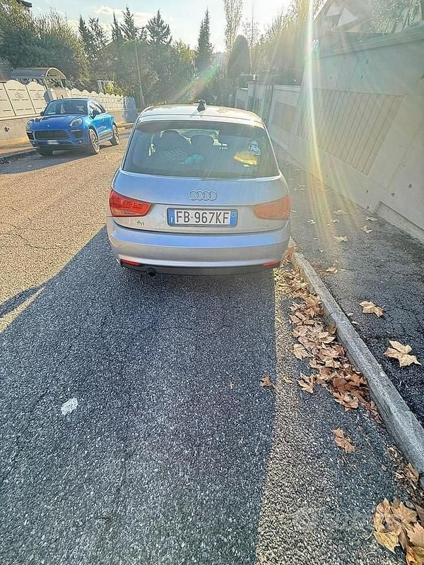 Usata Audi A1 95 CV (69 kW) 2015 Grigio Berlina