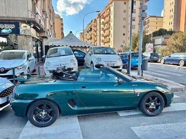 Usata MG F 120 CV (88 kW) 1998 Verde Cabrio