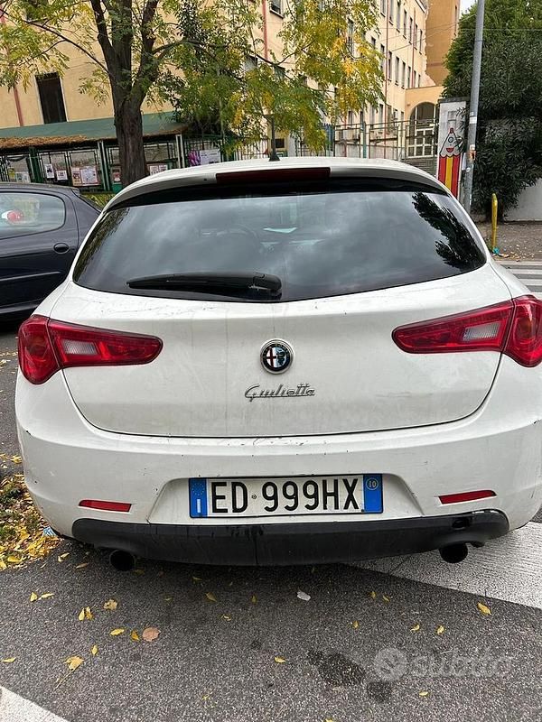 Usata Alfa Romeo Giulietta 170 CV (125 kW) 2010 Bianco Berlina