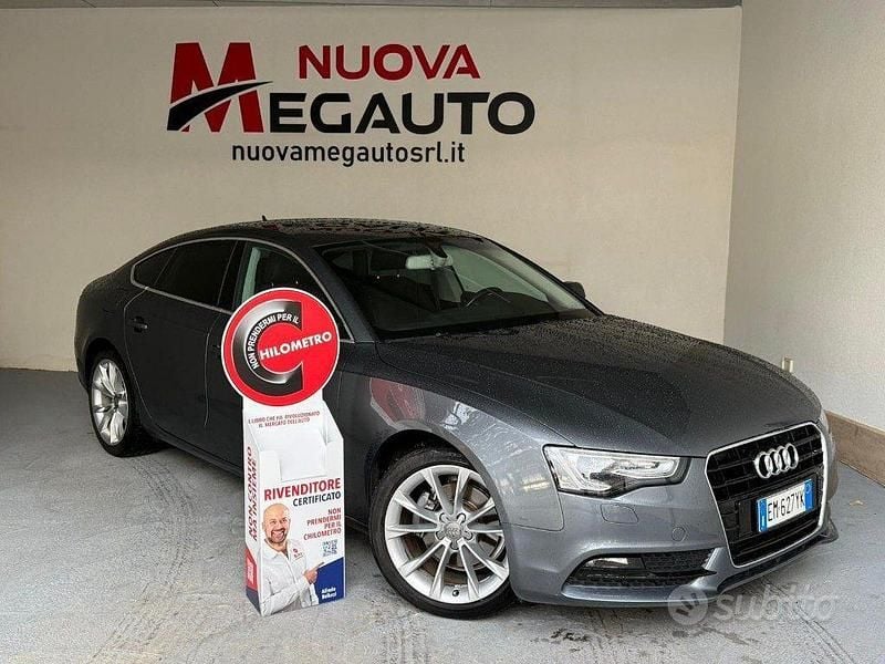 Usata Audi A5 177 CV (130 kW) 2012 Grigio Coupé