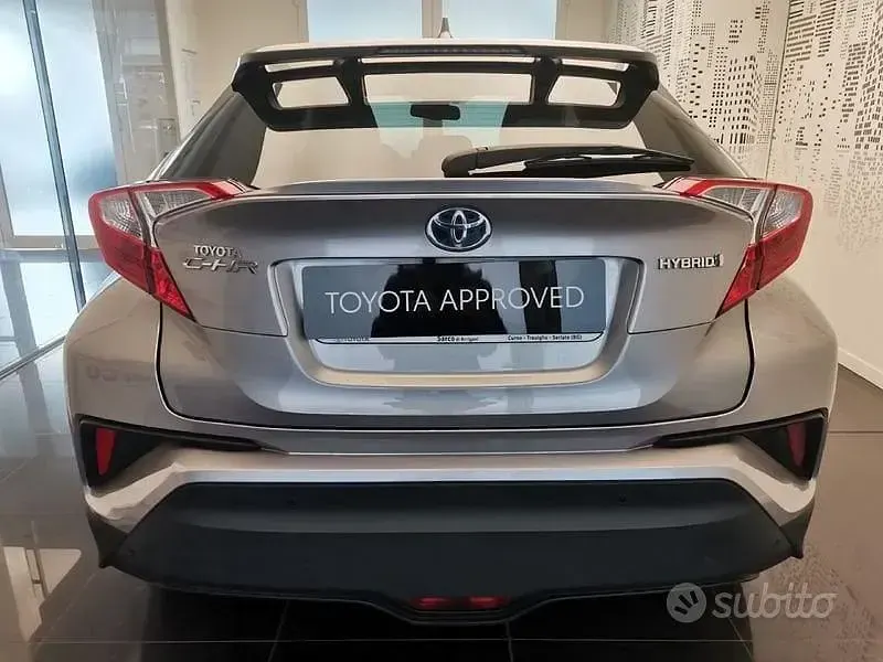 Usata Toyota C-HR Trend 122 CV (89 kW) 2019 Grigio SUV