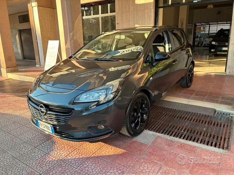 Usata Opel Corsa 90 CV (66 kW) 2018 Grigio Utilitaria