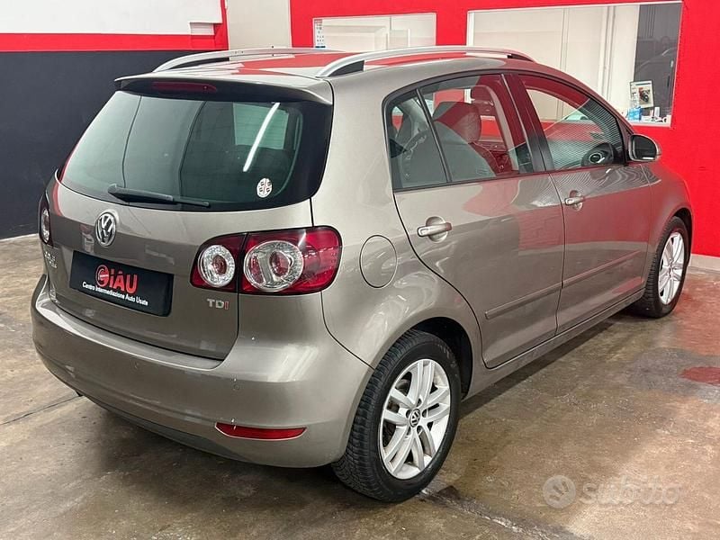 Usata VW Golf Plus Highline 105 CV (77 kW) 2014 Beige Monovolume