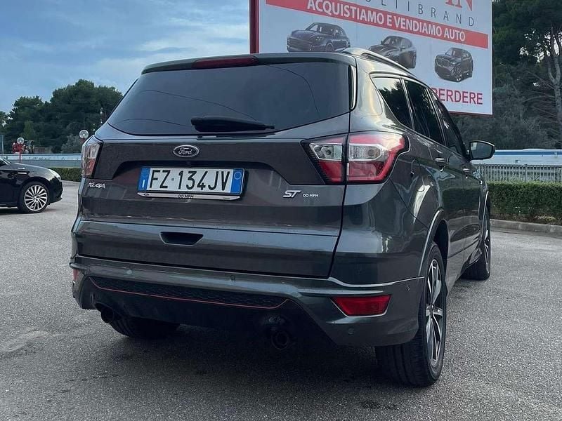 Usado Ford Kuga ST-Line 120 CV (88 kW) 2019 Other SUV