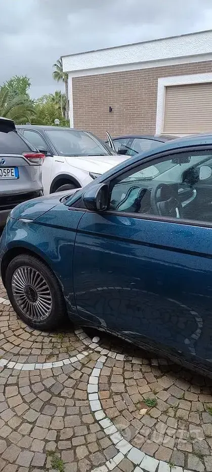 Usata Fiat 500e 42 kW (58 CV) 2023 Blu Berlina