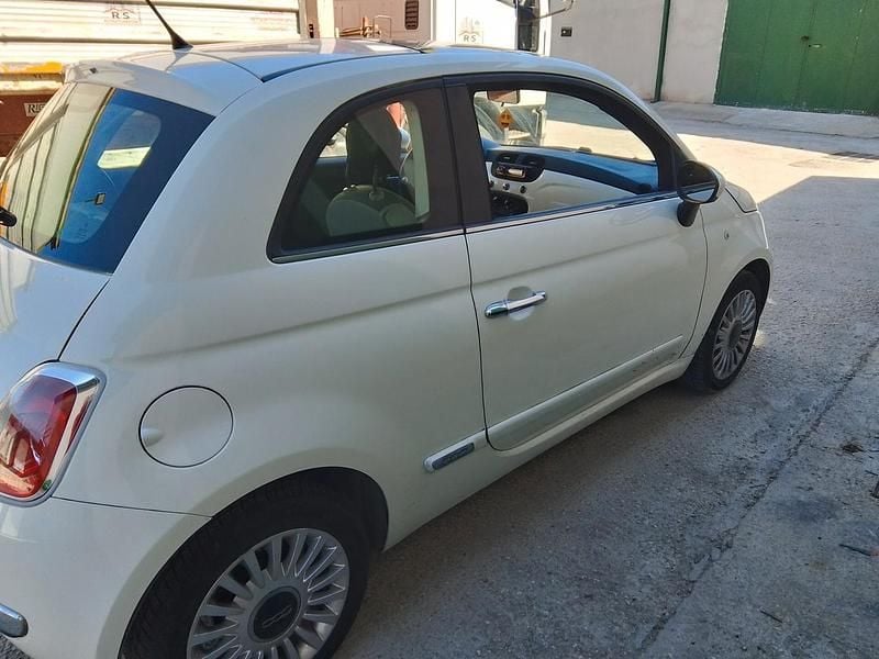 Usata Fiat 500 Lounge 75 CV (55 kW) 2011 Bianco Berlina