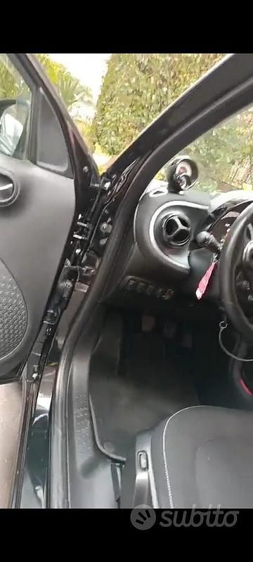 Usata Smart ForFour 71 CV (52 kW) 2018 Utilitaria