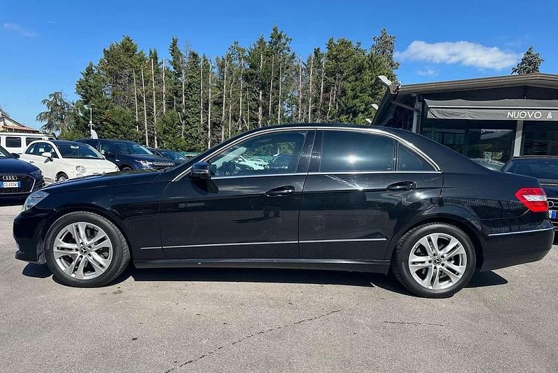 Usata Mercedes E250 Avantgarde 204 CV (150 kW) 2009 Nero met Berlina