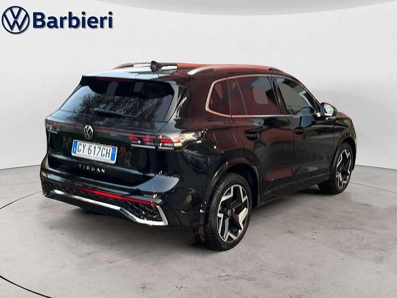 Usata VW Tiguan R-line 150 CV (110 kW) 2025 Nero SUV