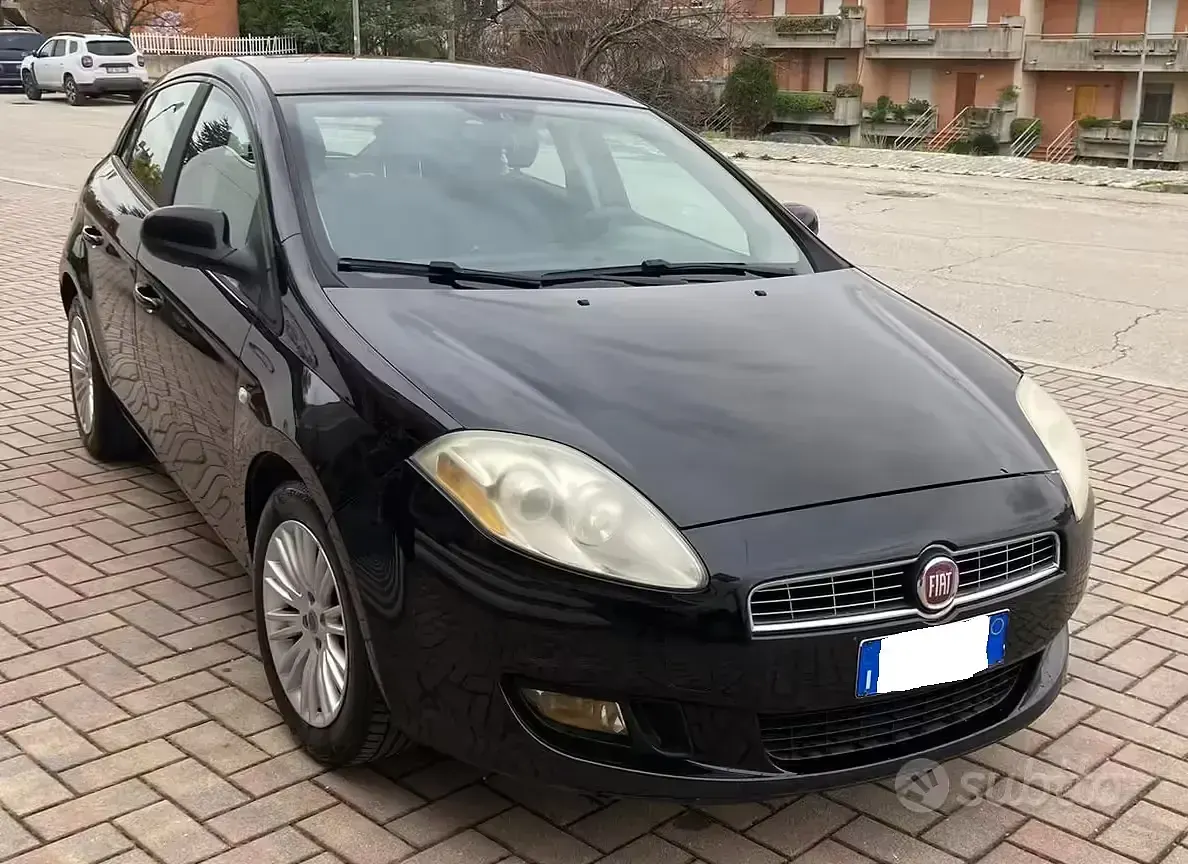 Usata Fiat Bravo 90 CV (66 kW) 2010 Nero Utilitaria