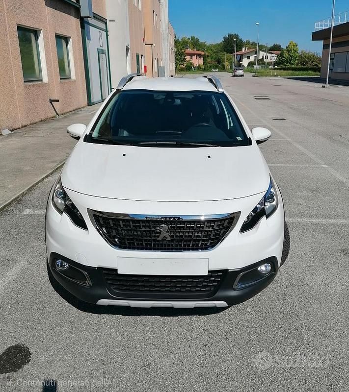 Usata Peugeot 2008 Allure 99 CV (72 kW) 2019 Bianco SUV