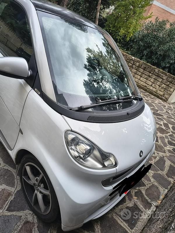 Bianco Usata 2011 Smart ForTwo Coupé Passion Coupé | 5500 € (Ottimo prezzo) - Immagine 1/4