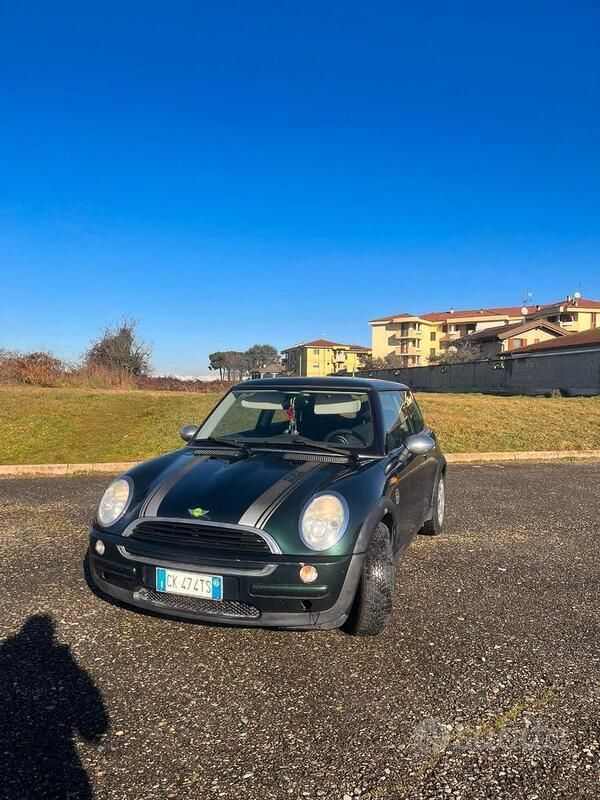 Verde Usata 2003 Mini ONE Due volumi | 3900 € (Buon prezzo) - Immagine 1/4