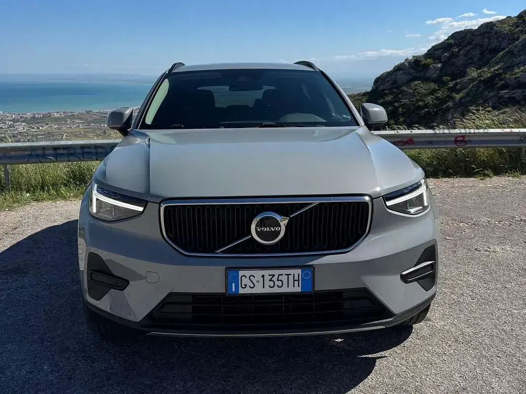 Usata Volvo XC40 129 CV (94 kW) 2024 SUV